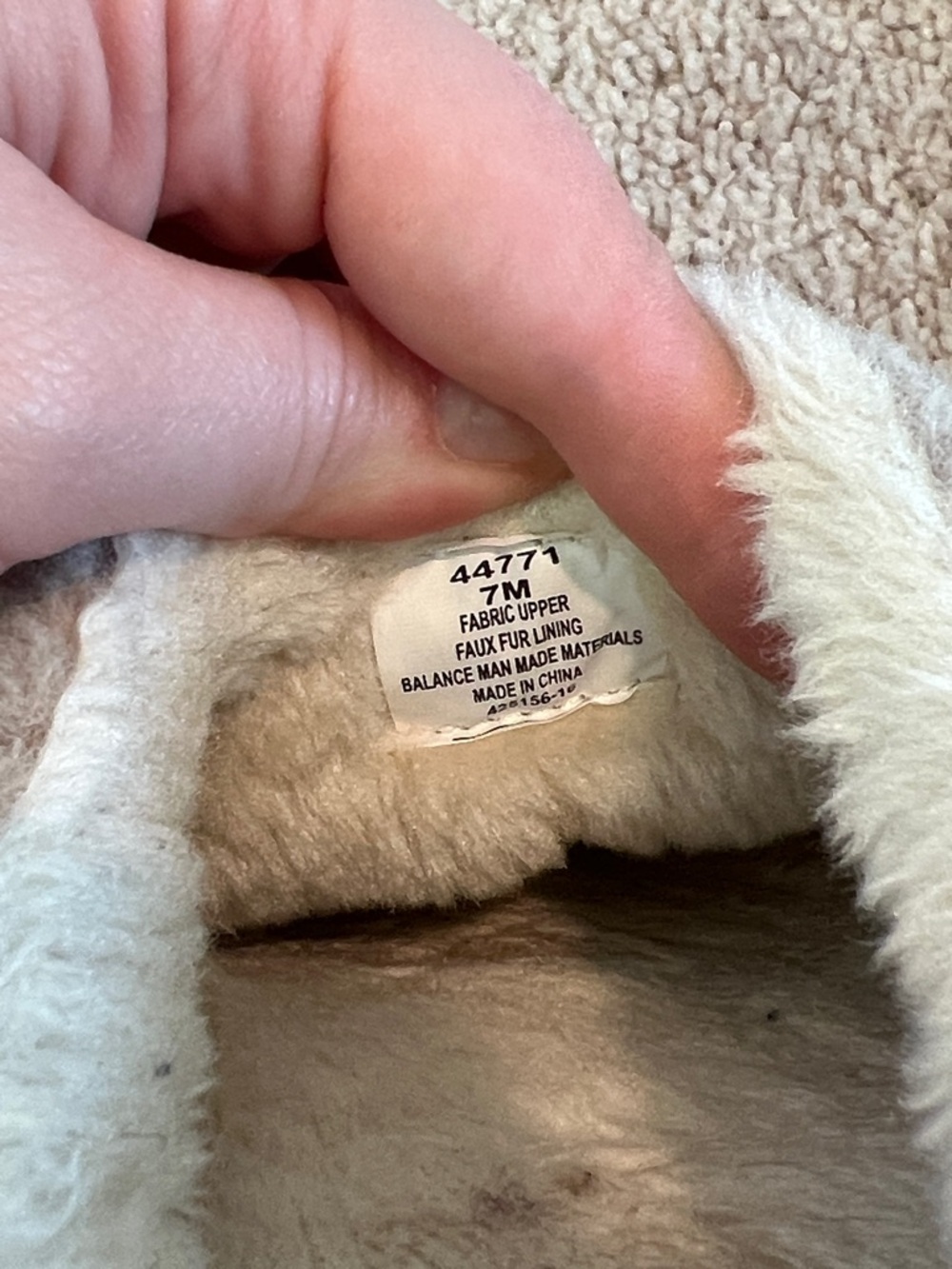 Minnetonka Women’s Clog Slippers Size 7 - Picture 7 of 8